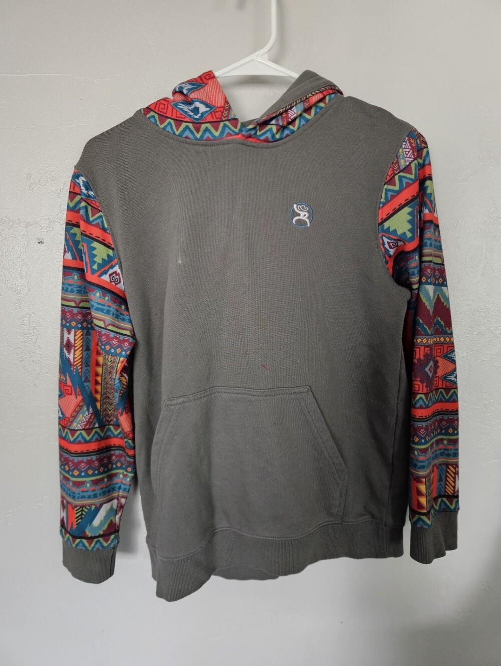 Hooey Youth Large Gray Pullover Hoodie with Colorful Aztec Sleeves Western